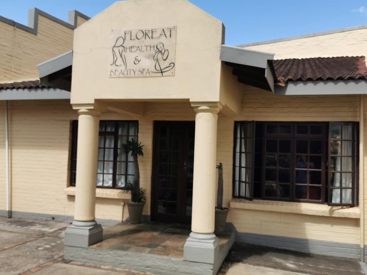 Floreat Riverside Lodge And Spa Sabie Kültér fotó